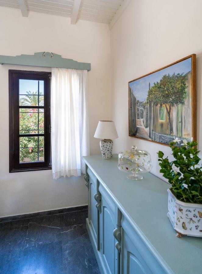 Carissa House In Crete Appartement Sitia  Buitenkant foto